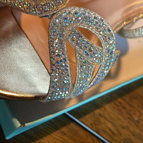 Lauren  Lorraine, style #Vanessa gold sequins,sparkling with a two inch heel - Picture 9 of 11